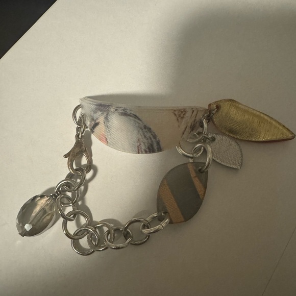 Color by Amber bracelet - Picture 2 of 4